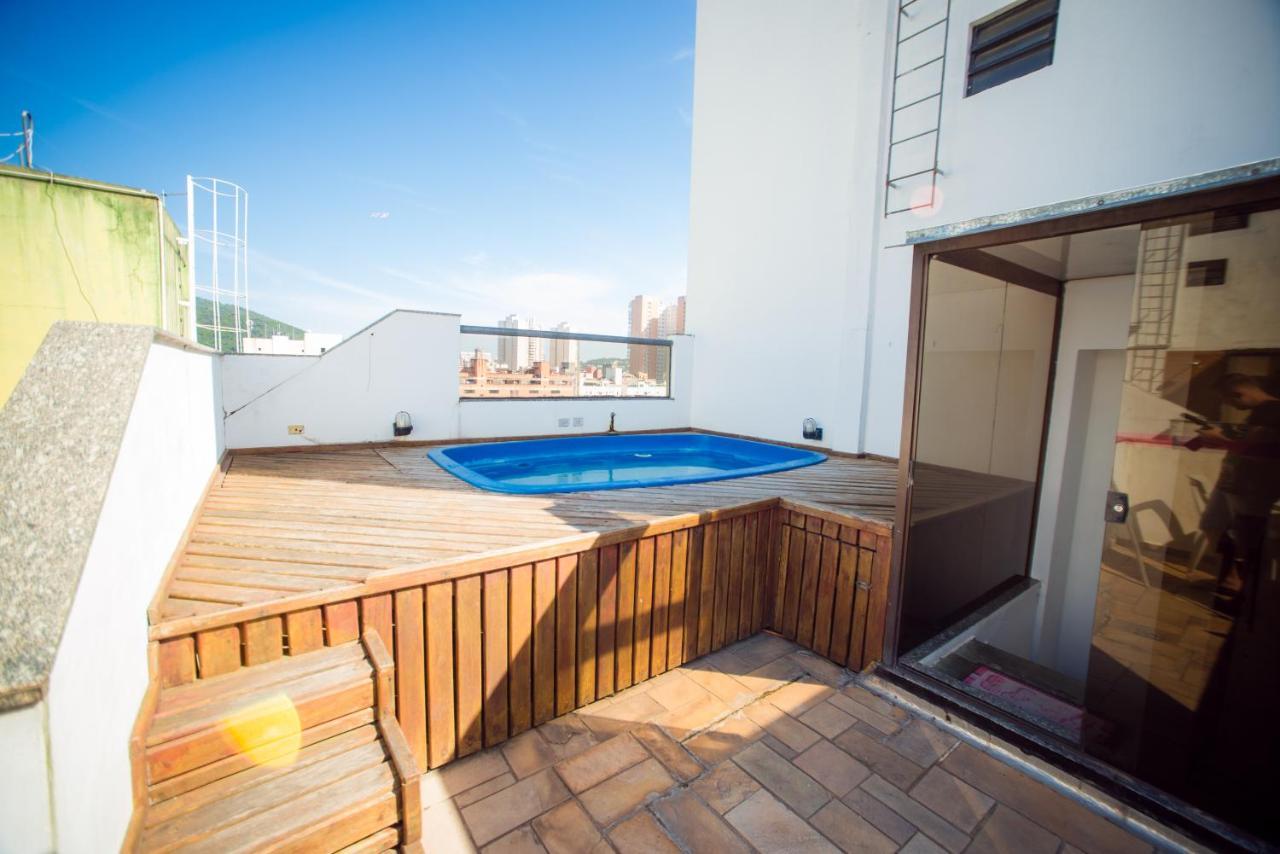 Apartamento Triplex Enseada *